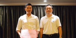 热烈：豍A旗舰厅公司荣任东莞市PA旗舰厅绿化行业协会理事长单位